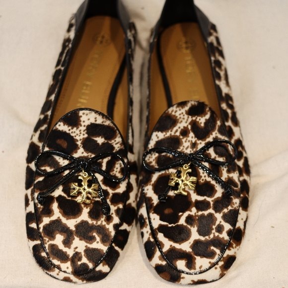 Tory Burch Leopard Print Loafers Size 5 - Calf Hair Apron Toe Ballet Flats - Picture 5 of 10